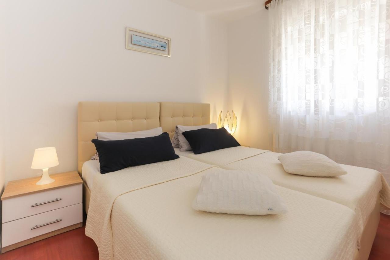 Casa Zorana-Alba Apartments トロギール エクステリア 写真
